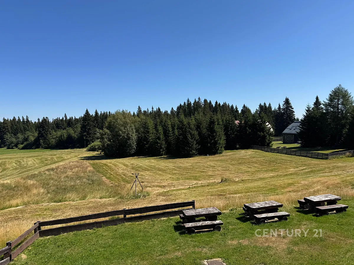 Prodej ubytovacího zařízení 720 m²
